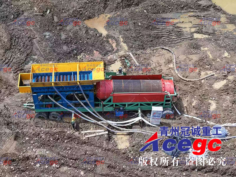 移動(dòng)式滾筒篩洗砂機(jī)在哥倫比